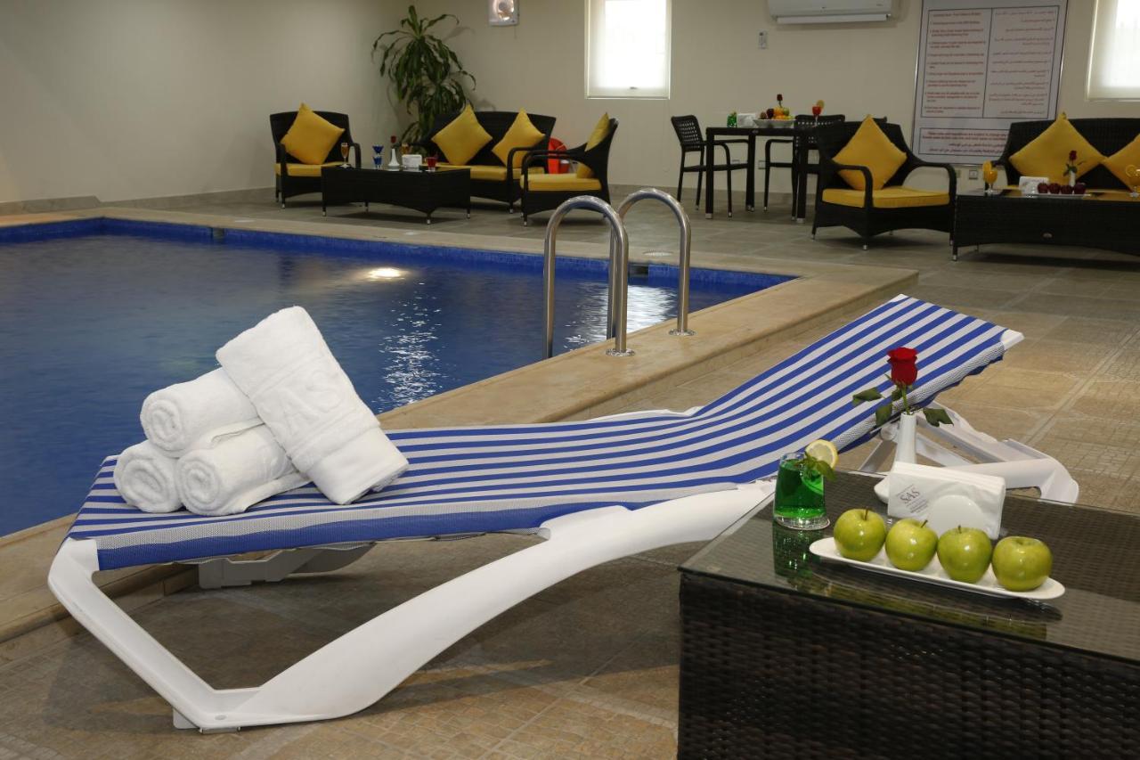 Warwick Al Jubail Hotel Ngoại thất bức ảnh