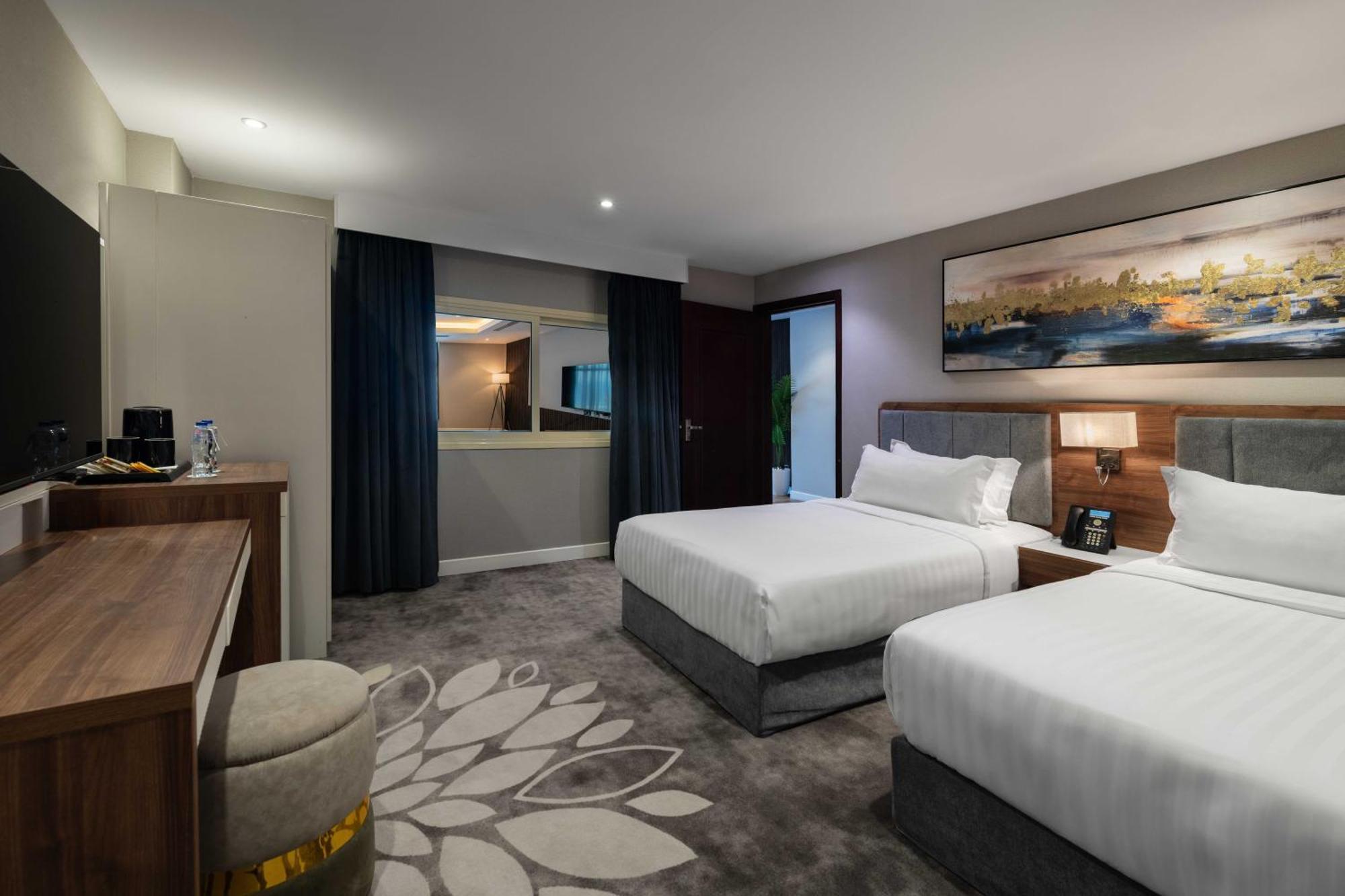 Warwick Al Jubail Hotel Ngoại thất bức ảnh