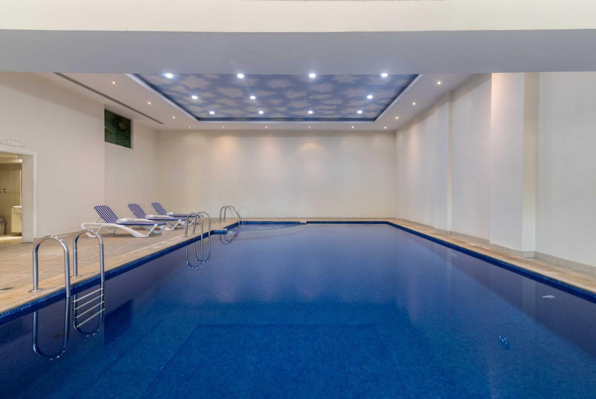 Warwick Al Jubail Hotel Ngoại thất bức ảnh